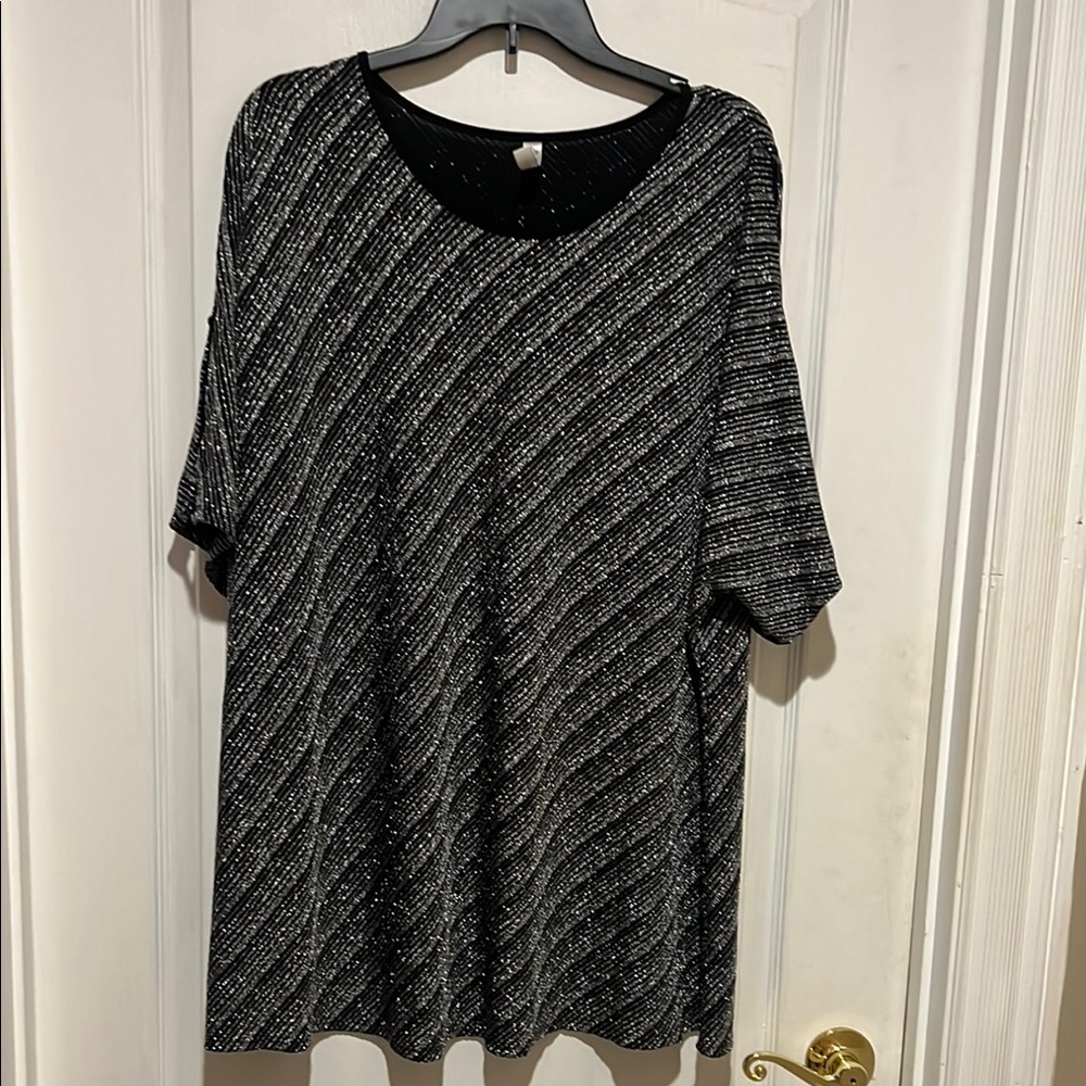 Perseption Black and Silver Tunic
